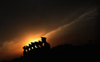 张又侠被抓 党媒军方持续沉默 分析：中共危矣