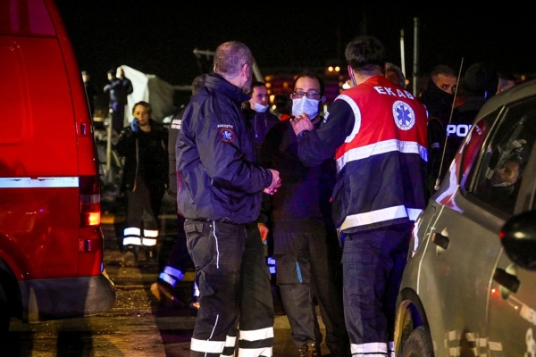 希腊海警船与偷渡船相撞 至少15死逾20伤