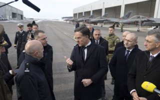 吕特称北约正讨论确保北极安全行动 剑指中俄