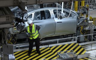 袁斌:如果中国GDP增长跌至2.5%-3.0%