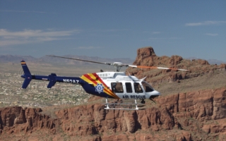 亚利桑那爆枪案 警方直升机应对时坠毁 酿2死