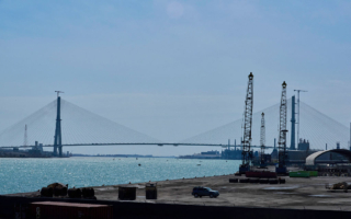 川普拟禁美加边境新桥通车 促加国立即谈判