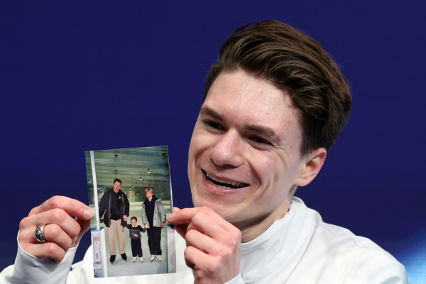 跨越生死的表演 美选手带父母遗愿冬奥首秀