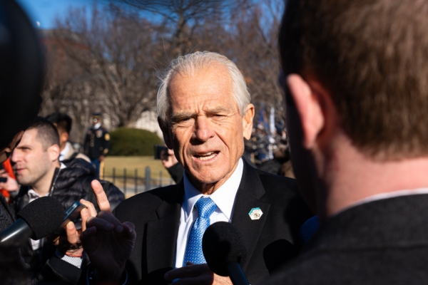 纳瓦罗：美墨加协定存重大缺陷 对退出不置评