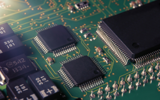 大陆射频芯片龙头董事长离婚 分手费12.9亿元