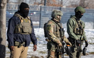 美DHS官员:两ICE特工涉枪击案撒谎遭调查