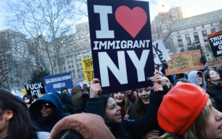马姆达尼强化庇护城市政策 成立应变ICE小组