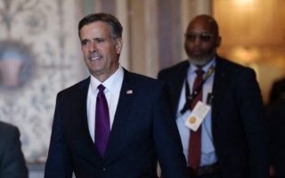 张又侠落马半月余 CIA发视频策反中共军官