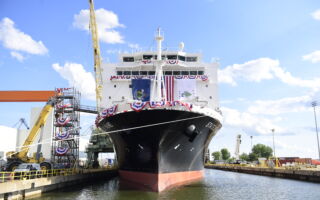 川普宣布《海洋行动计划》 重振造船业