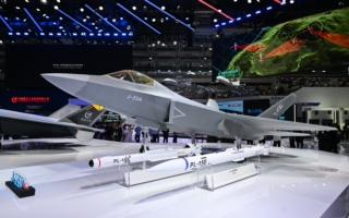 歼-35被美国奇才用卷尺量 中共为何恼怒