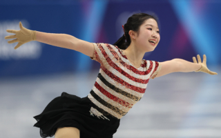 冬奥花滑短节目 日本选手领先 刘美贤第三