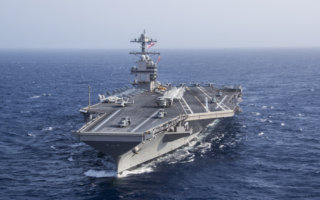 美军备战 在伊朗附近部署哪些海空精锐部队