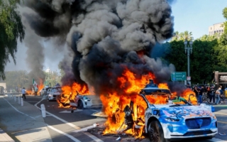 【名家专栏】中共与洛杉矶反ICE暴乱的关系