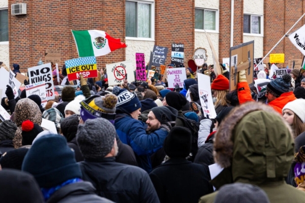 【名家专栏】反ICE运动与中共在美目标一致