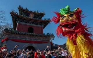 组图：大年初一 世界各地华人庆中国新年