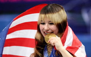 刘美贤自由滑夺冠 终结美国二十多年金牌荒