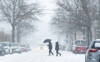 美暴风雪酿10死 多地紧急状态
