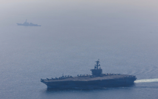 林肯号航母舰队在阿拉伯海作业 照片曝光