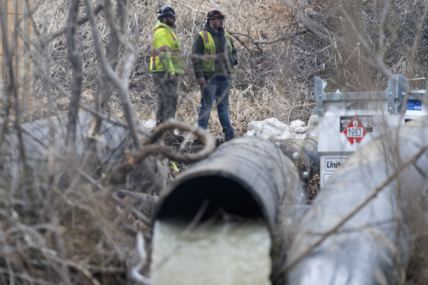 华府污水泄漏持续数周 川普批准联邦援助
