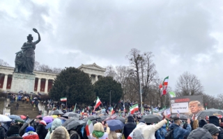 伊朗抗议活动在大学校园内再度爆发