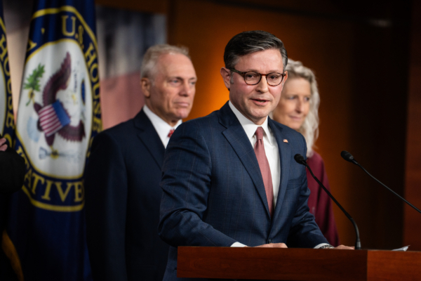 遭中共拘押者之女将出席川普国情咨文演讲