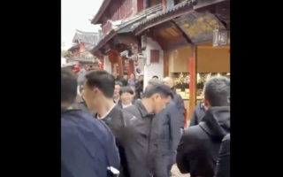 中共妇联出新书包装“人民领袖” 民间讥讽