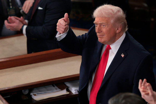 川普吁国会禁止议员买股票 罕见获两党支持