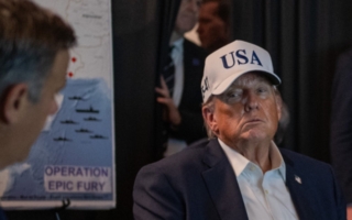 川普宣布伊朗最高领导人哈梅内伊死亡