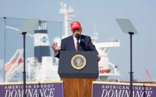 川普:击沉9艘伊朗军舰 行动进展超前