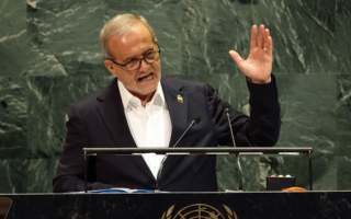 哈梅内伊丧命 伊朗任命临时领导人