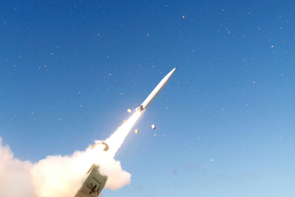 历史首次：美用长程精确导弹打伊朗 视频曝光