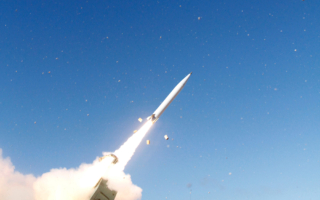 历史首次：美用长程精确导弹打伊朗 视频曝光