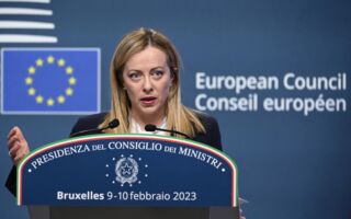 中东战火延续 意加两国军事动向引关注