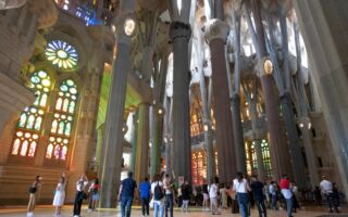 组图:历经144年兴建 西班牙圣家堂终封顶