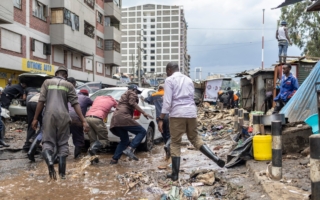 内罗毕突发洪水23死 机场航班受扰乱