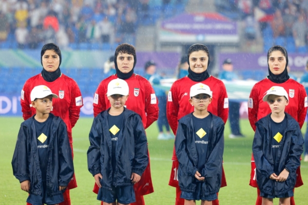 5伊朗女足队员在澳洲申请庇护 川普力挺