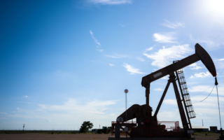 IEA拟释放1.82亿桶石油储备 以平抑油价