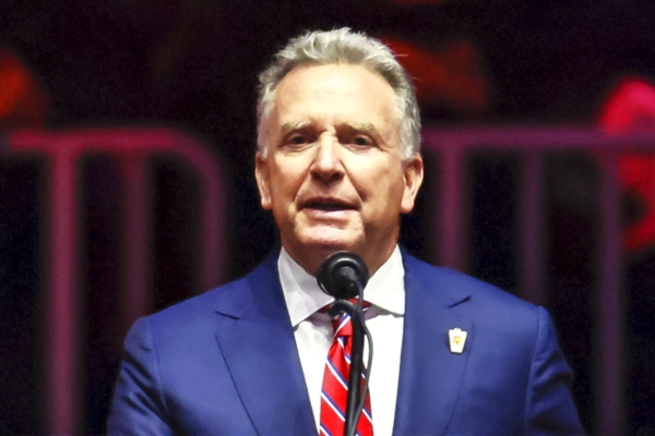 伊朗拥11枚核弹浓缩铀 川普特使揭开战秘辛