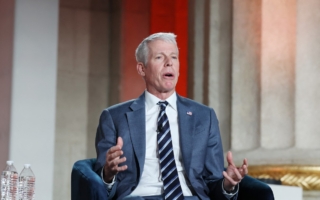 美能源部长:霍尔木兹海峡最终须重新开放