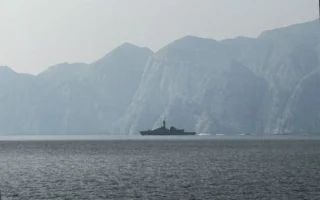 伊朗封锁霍尔木兹海峡 为何中俄跟着倒霉