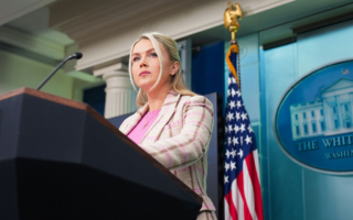 白宫阐述何为伊朗“无条件投降”标准