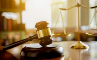 加拿大卑诗省的奇迹:一场与繁文缛节的战争