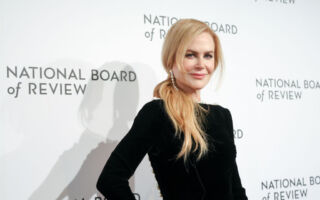 妮可·基嫚离婚后首亮相 自曝一度“躲进壳里”