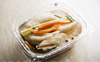 用双氧水漂白“凤爪” 陆企工人直言不敢吃