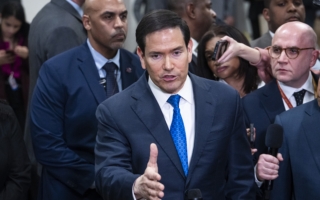 川普访华前 中共暗示对卢比奥制裁不再生效