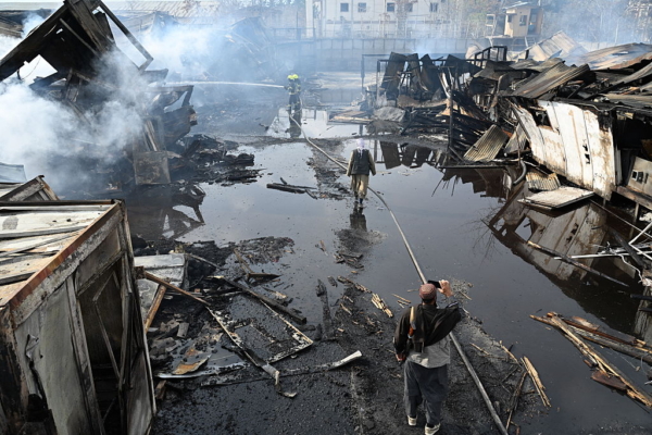 阿富汗称巴基斯坦空袭医院酿400死 巴方否认