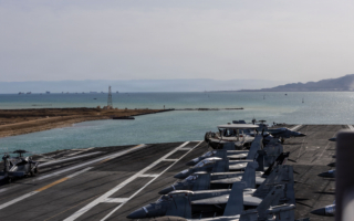 福特号航母起火后 将在希腊靠港维修