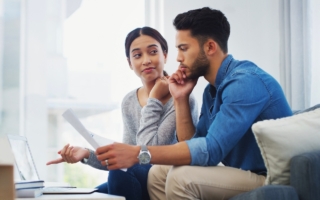 婚姻移民的误会：真婚姻为何被当成假婚姻？