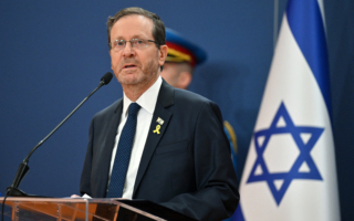 【直播】以色列总统视察飞弹坠落现场并讲话