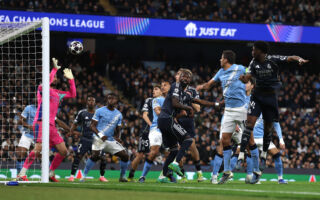 欧冠：葡萄牙体育让三追五 送“黑马”回家